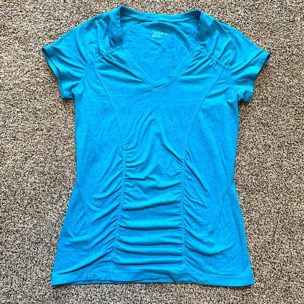 Women’s Zella flex fit ruched shirt sleeve t shirt